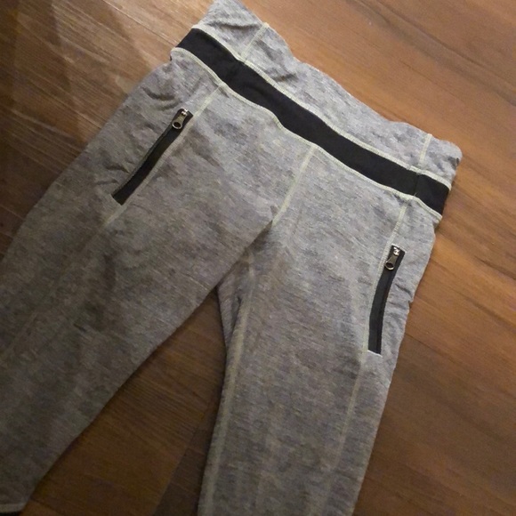 Inspire Lululemon Leggings - Picture 3 of 4